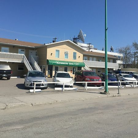 Northern Lites Motel Yellowknife Eksteriør billede