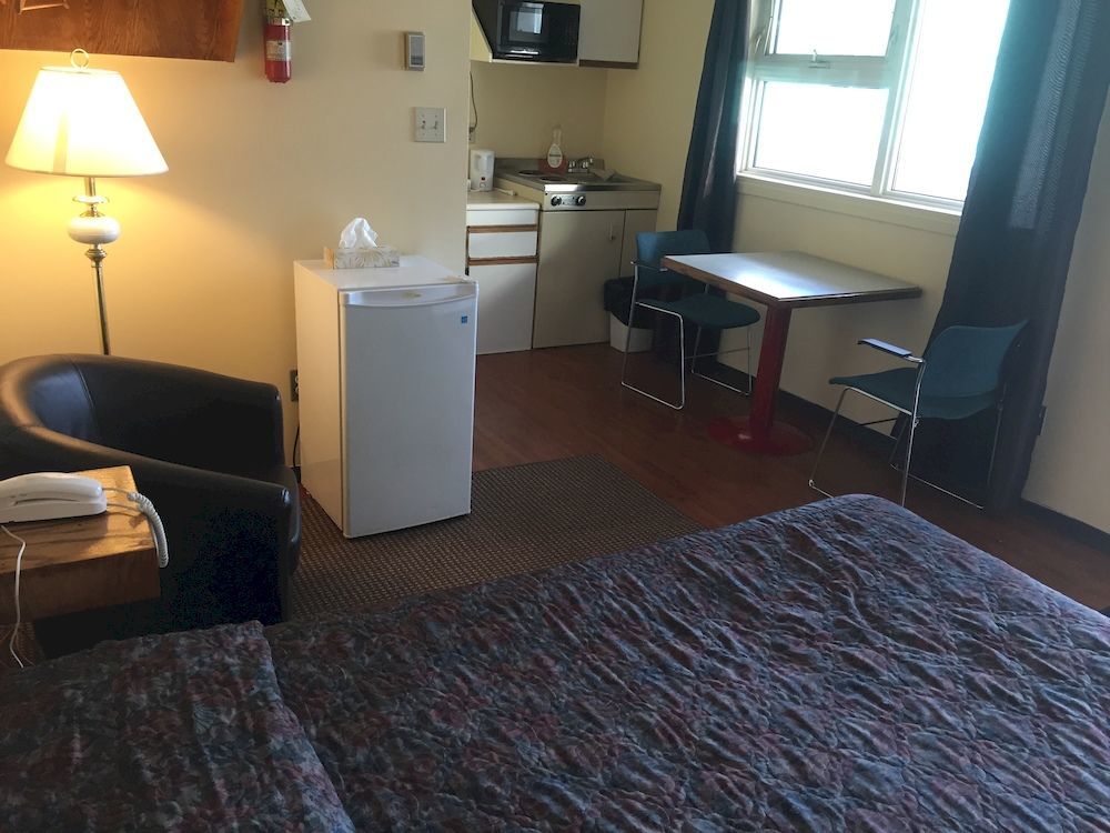 Northern Lites Motel Yellowknife Eksteriør billede