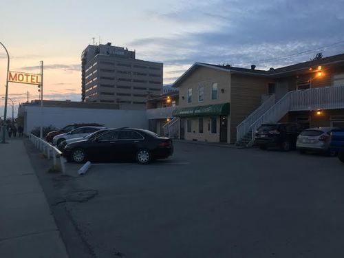 Northern Lites Motel Yellowknife Eksteriør billede