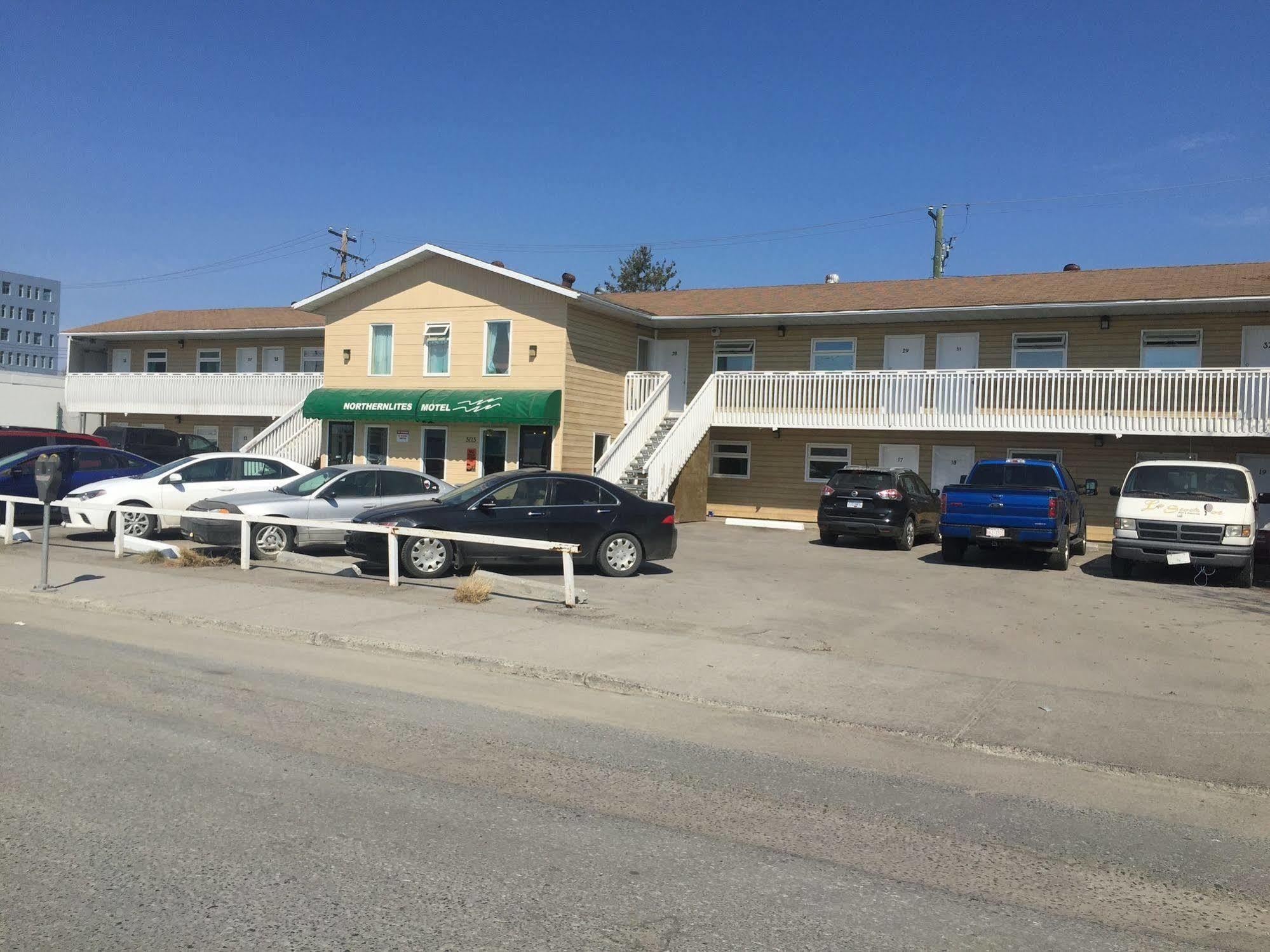 Northern Lites Motel Yellowknife Eksteriør billede